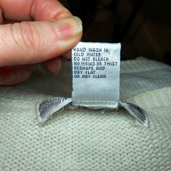 Vintage Chrysantheme Woman Cottagecore/Grannycore Style Rose Embroidered Sweater - Picture 9 of 10